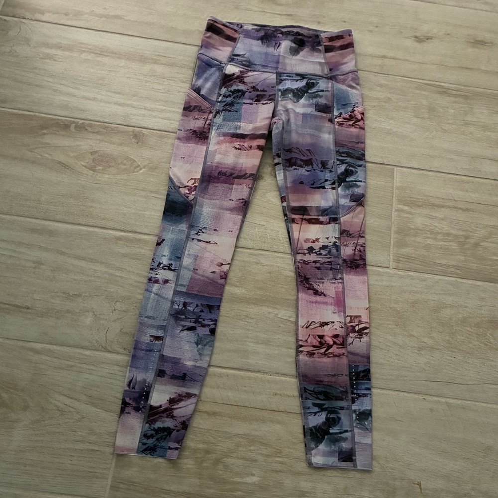 NWOT!! Lululemon Fast & Free Tight ll